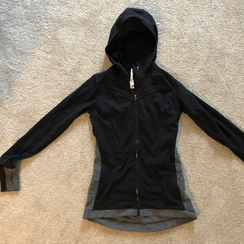 Lululemon black and gray hooded jacket size 2